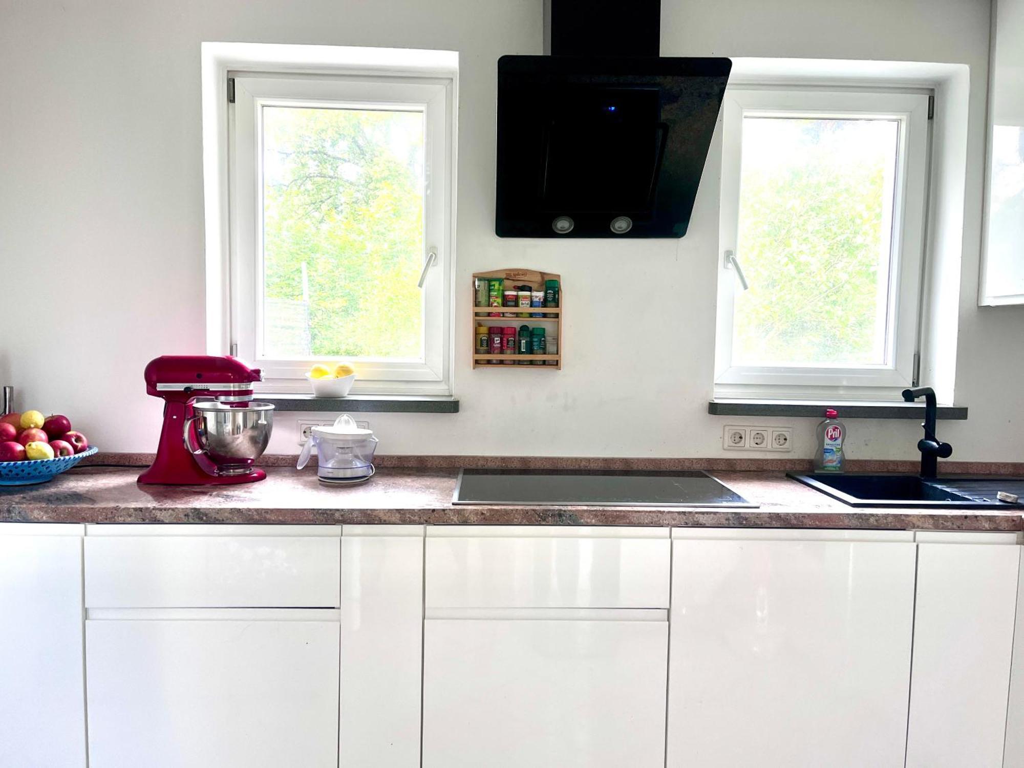 Appartement Large House With 4 Bedrooms In A Quiet And Greened Area Near